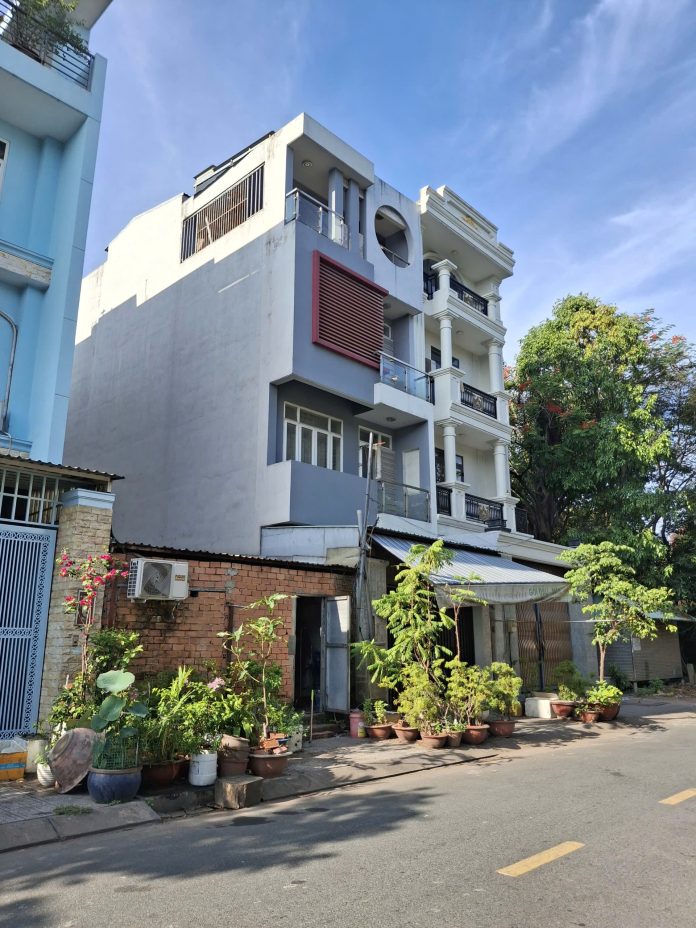 Nhà 2 mặt tiền đường 55 khu đô thị cát lái